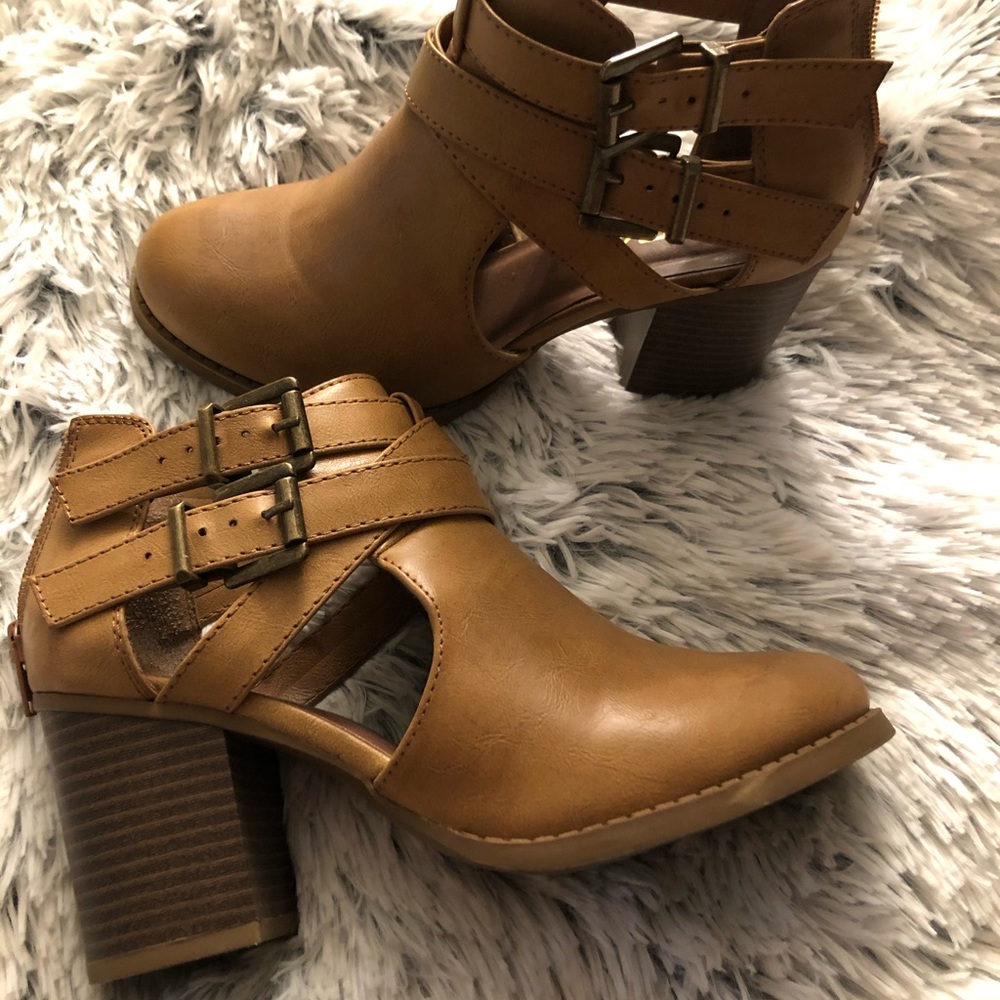 Tan booties!!
